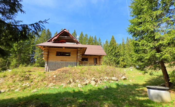 Kanadský zrub v top lokalite Tále – Nízke Tatry - fotografia 3