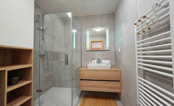 Moderný 2i apartmán Tále – investícia v srdci Nízkych Tatier - fotografia 14