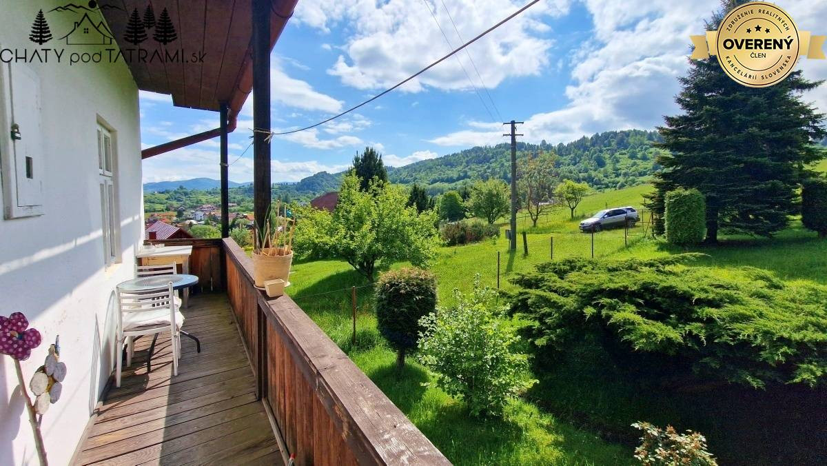 Chalúpka, polosamota, 1,9 ha pozemok, výhľad na Nízke Tatry 