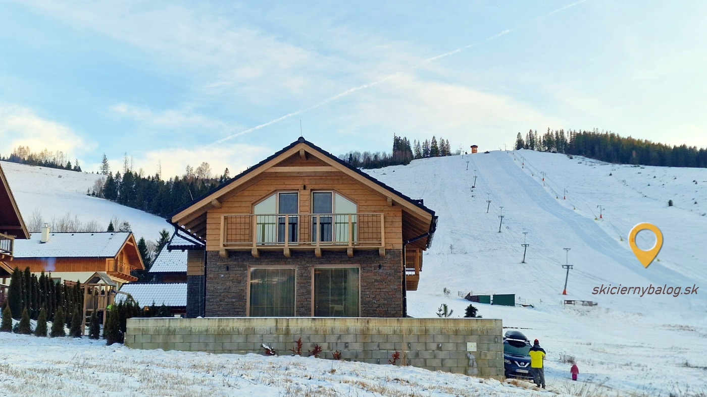 Dvojapartmánová chata pod lyžiarskym svahom Čierny Balog