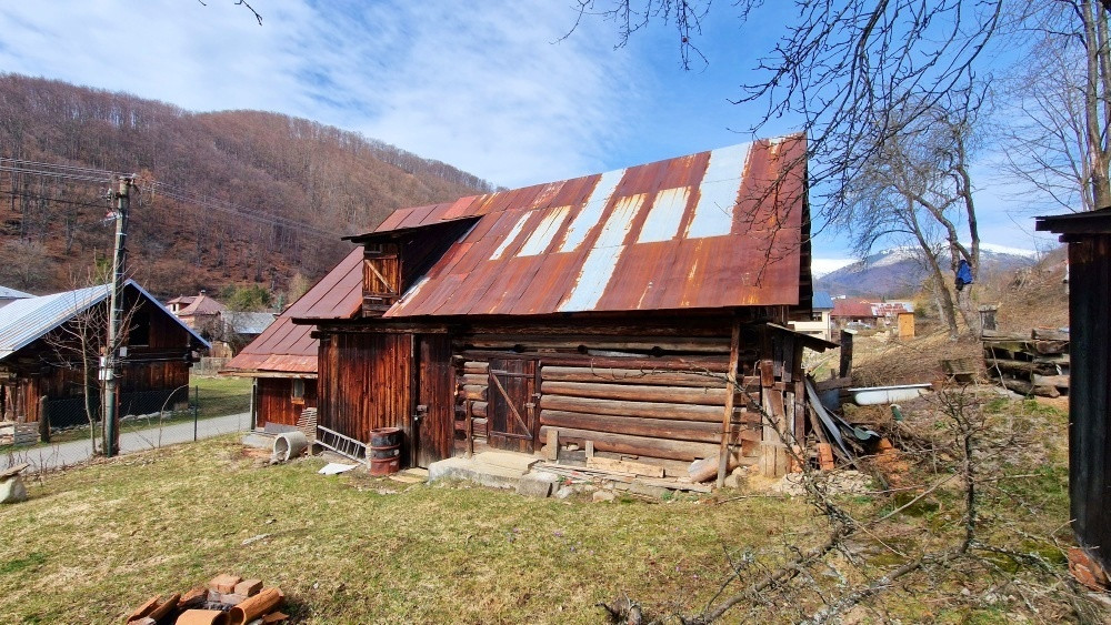 Stavebný pozemok na pokojnom mieste Mýto Nízke Tatry