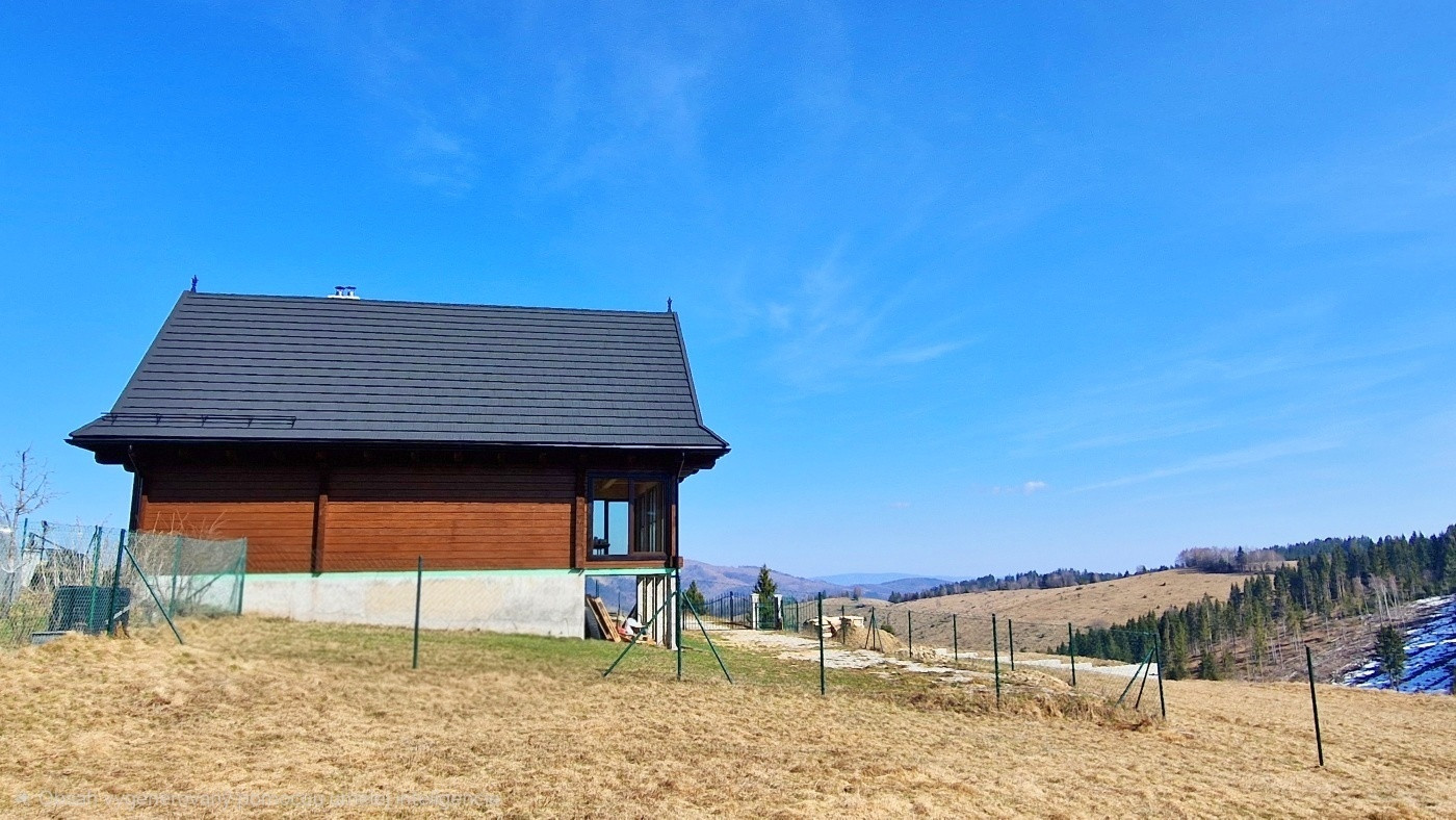 Precízna drevostavba nad mrakmi s bezkonkurenčným výhľadom