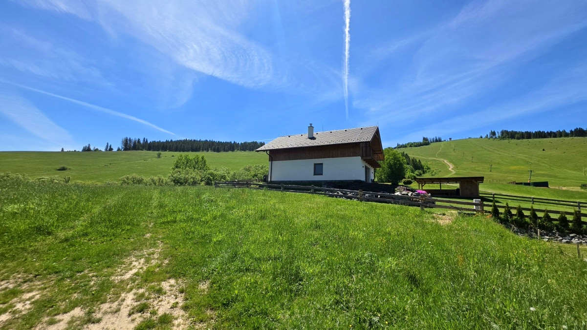 Unikátny stavebný pozemok pod lyžiarskym svahom Čierny Balog