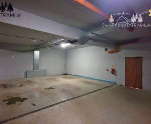 Priestranný byt s garážou Rezidencia Romantika Trangoška 