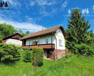 Chalúpka, polosamota, 1,9 ha pozemok, výhľad na Nízke Tatry 