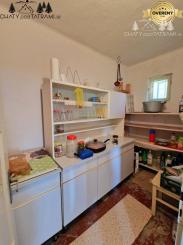 Chalúpka, polosamota, 1,9 ha pozemok, výhľad na Nízke Tatry 