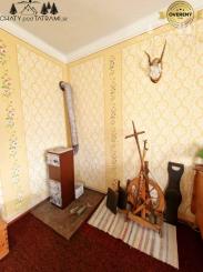 Chalúpka, polosamota, 1,9 ha pozemok, výhľad na Nízke Tatry 