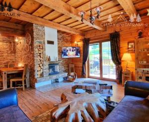 Dvojapartmánová štýlová drevenica Mýto... Nízke Tatry