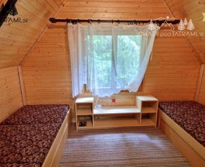 4i chata v lese pri potôčiku Krpáčovo Nízke Tatry