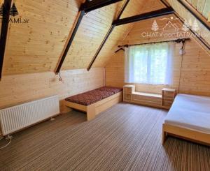 4i chata v lese pri potôčiku Krpáčovo Nízke Tatry