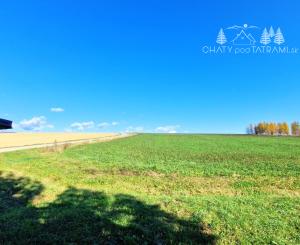 Slnečný pozemok s výhľadom na Nízke Tatry – Brezno