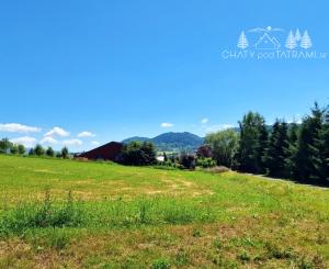 Slnečný pozemok s výhľadom na Nízke Tatry – Brezno