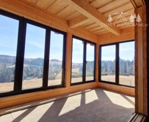 Precízna drevostavba nad mrakmi s bezkonkurenčným výhľadom