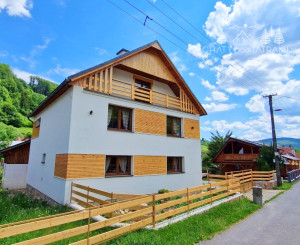 ZĽAVA Dom pre veľké skupiny, ktorý zarába Mýto – Nízke Tatry