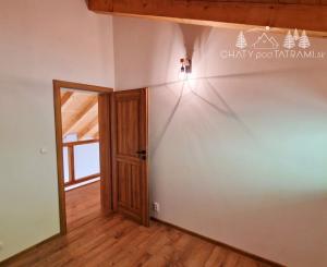 Nová 4 izbová chata s galériou v lese - Tále, Nízke Tatry