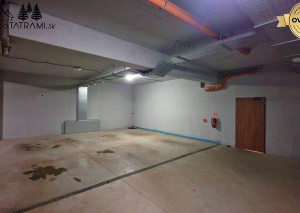 Priestranný byt s garážou Rezidencia Romantika Trangoška 