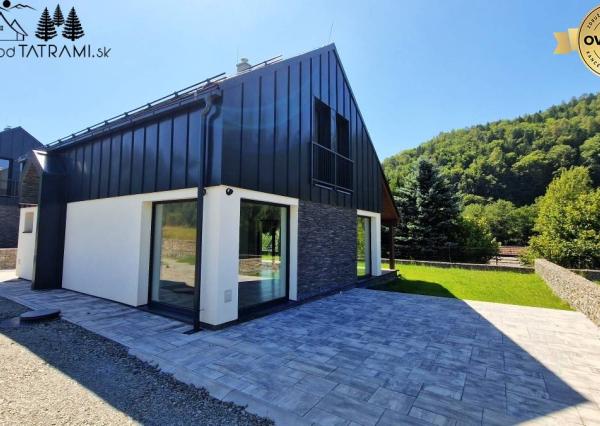 Moderná novostavba pod Chopkom - Nízke Tatry