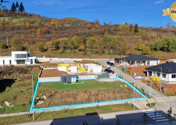 Stavebný pozemok s IS v TOP lokalite Kasárne Brezno