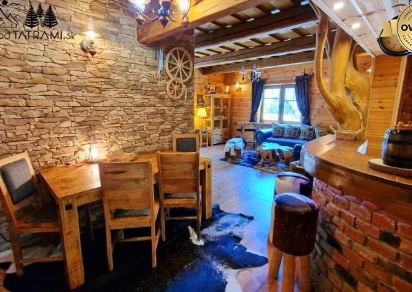 Dvojapartmánová štýlová drevenica Mýto... Nízke Tatry