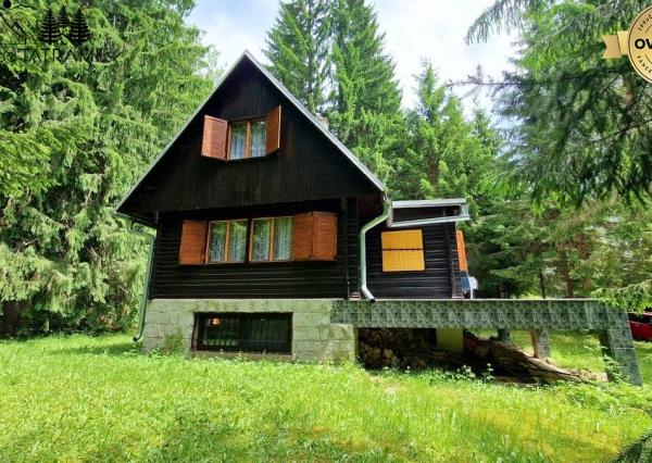 4i chata v lese pri potôčiku Krpáčovo Nízke Tatry