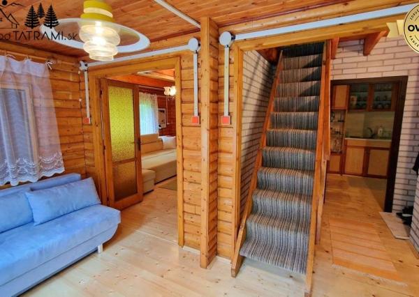 4i chata v lese pri potôčiku Krpáčovo Nízke Tatry