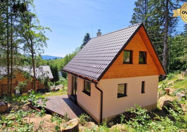 Nové chaty v lese Krpáčovo Nízke Tatry