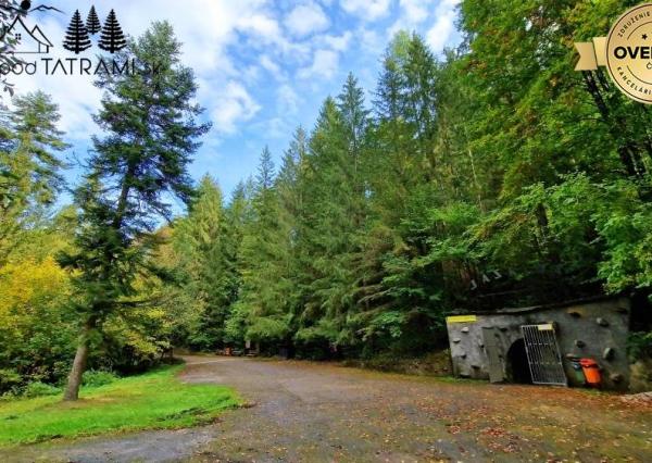 Pozemok pri vchode do jaskyne Bystrá Nízke Tatry