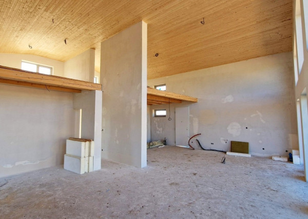 Únik z mesta, kde sa moderná architektúra stretáva s divokou prírodou?