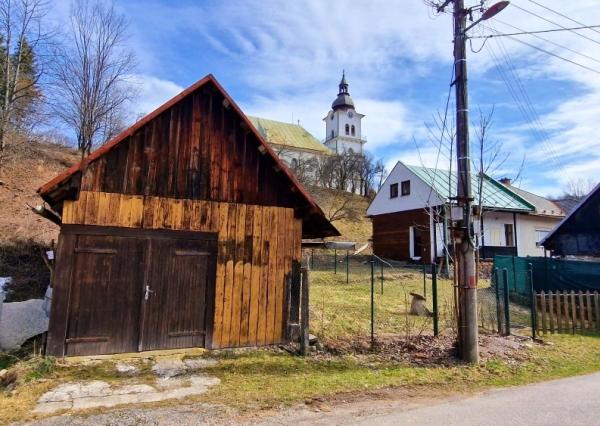 Stavebný pozemok na pokojnom mieste Mýto Nízke Tatry