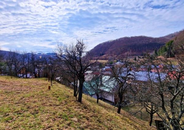 Stavebný pozemok na pokojnom mieste Mýto Nízke Tatry