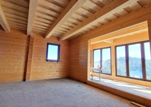 Precízna drevostavba nad mrakmi s bezkonkurenčným výhľadom