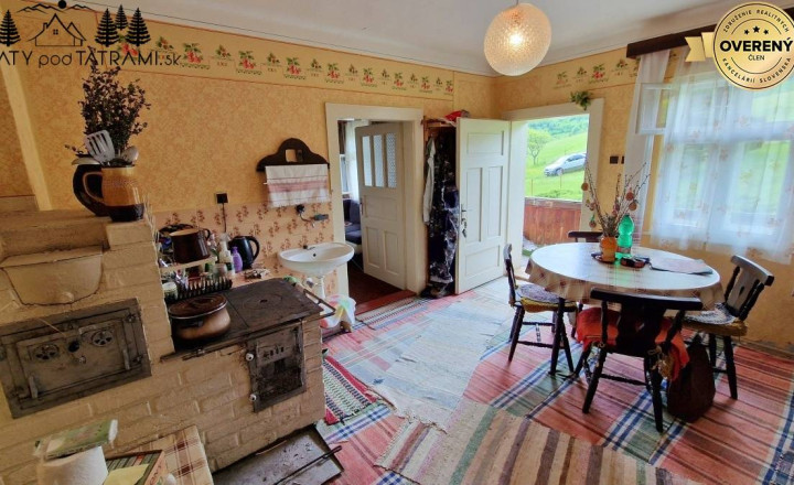 Chalúpka, polosamota, 1,9 ha pozemok, výhľad na Nízke Tatry  - fotografia 7