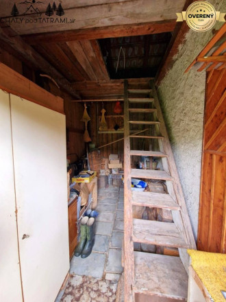 Chalúpka, polosamota, 1,9 ha pozemok, výhľad na Nízke Tatry  - fotografia 16