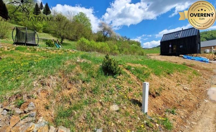 Rezervované Stavebný pozemok pod Chopkom Nízke Tatry - fotografia 6