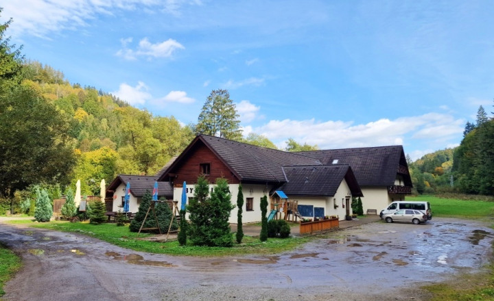 Pozemok pri vchode do jaskyne Bystrá Nízke Tatry - fotografia 11